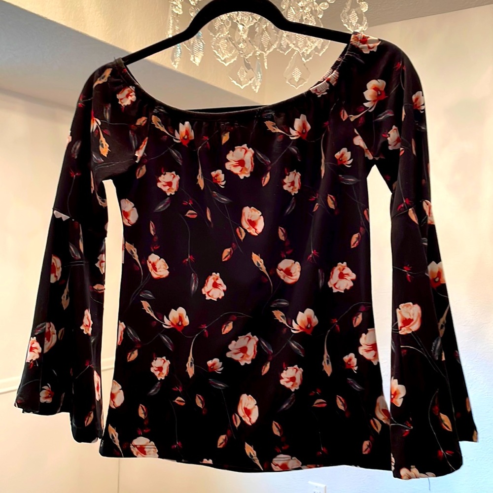 XS colloseum top